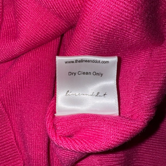 NWT Line & Dot Favorite Off Shoulder Comfy Sweater in Beautiful Hot Pink Color - Picture 7 of 7